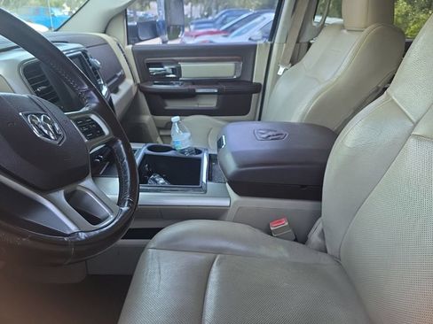 Used 2013 RAM 1500 Laramie RWD image 8