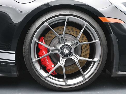 Certified 2022 Porsche 911 GT3 RWD image 22