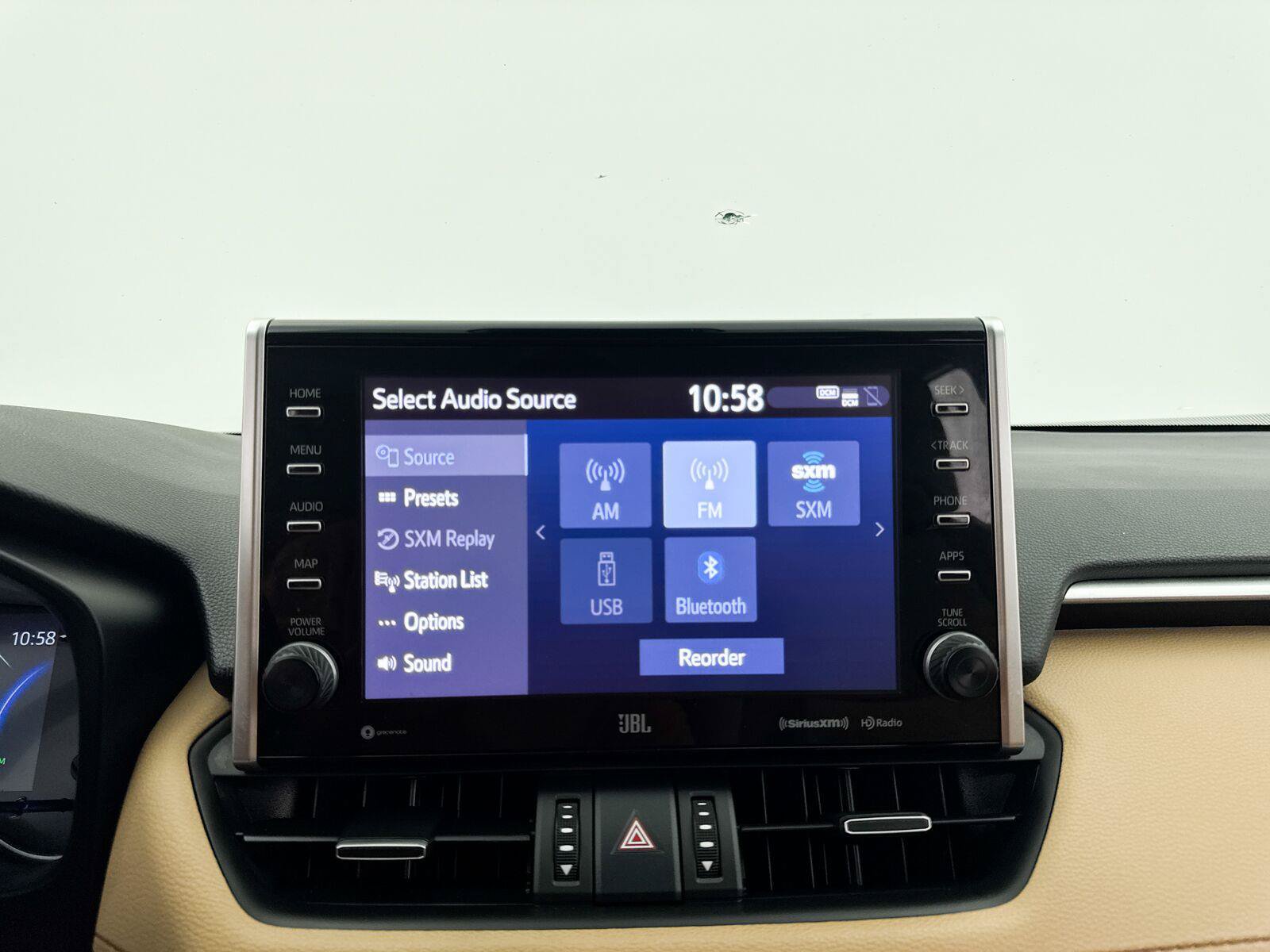 Used 2022 Toyota RAV4 Limited AWD/4WD image 23