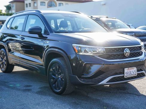 Used 2024 Volkswagen Taos S image 3