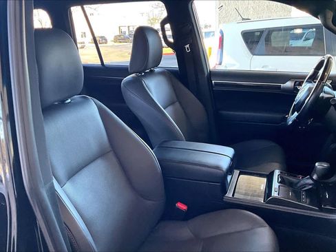 Used 2023 Lexus GX 460 Premium image 15