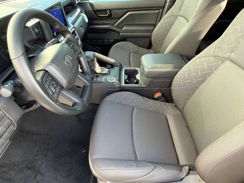Used 2026 Toyota Tacoma SR5 RWD image 5