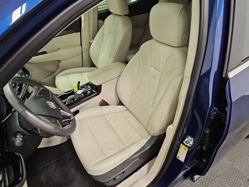 Certified 2023 Buick Envision Avenir FWD image 29