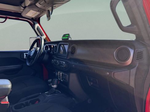 Used 2021 Jeep Wrangler Unlimited Sport image 37