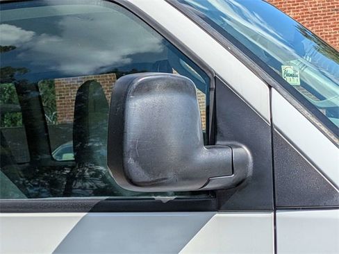 Used 2017 Chevrolet Express 3500 LT w/ LT Preferred Equipment Group image 11