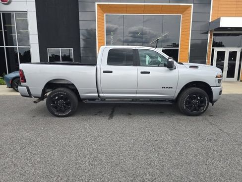 Certified 2026 RAM 2500 Big Horn AWD/4WD image 8