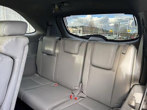 Certified 2018 Toyota Highlander XLE image 13