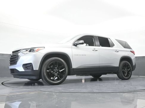 Used 2020 Chevrolet Traverse LS FWD image 52