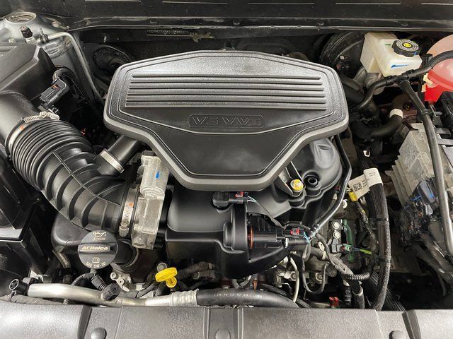 Used 2025 Chevrolet Blazer RS w/ Enhanced Convenience Package AWD/4WD image 24