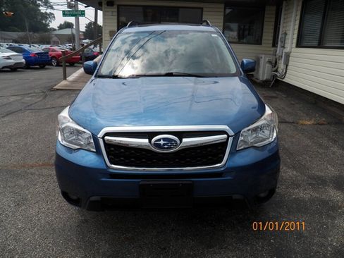 Used 2016 Subaru Forester 2.5i Premium AWD/4WD image 5