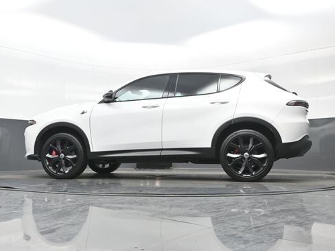 Used 2024 Dodge Hornet GT image 12