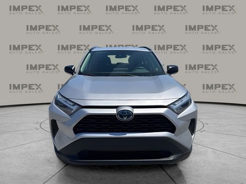 Used 2023 Toyota RAV4 LE AWD/4WD image 7