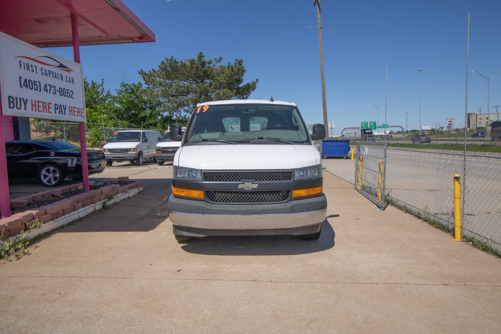 Used 2019 Chevrolet Express 2500 w/ Driver Convenience Package RWD image 2