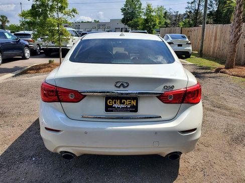 Used 2016 INFINITI Q50 3.0t Premium w/ Driver Assistance Package RWD image 5