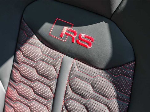 New 2025 Audi RS Q8 performance image 28