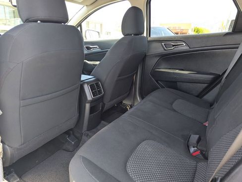 Used 2023 Kia Sportage LX AWD/4WD image 28