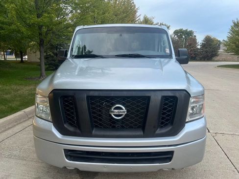 Used 2019 Nissan NV 3500 S image 11
