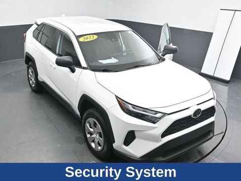 Used 2023 Toyota RAV4 LE image 20