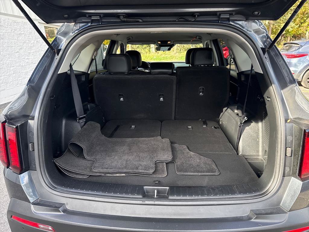 Certified 2022 Kia Sorento S AWD/4WD image 24