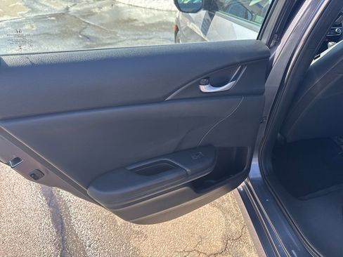 Used 2020 Honda Civic Sport image 28