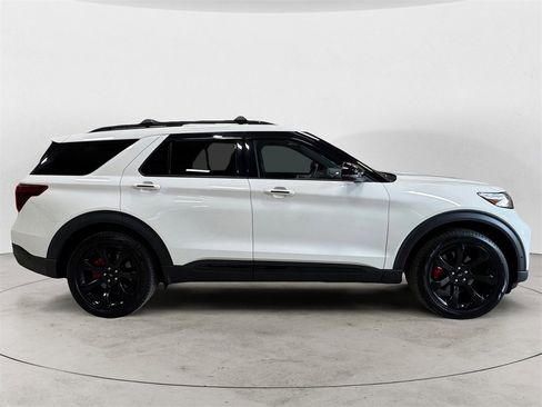 Certified 2024 Ford Explorer ST w/ Technology Package image 6