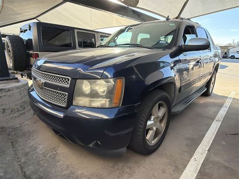 Used 2011 Chevrolet Avalanche LT w/ Texas Edition image 1