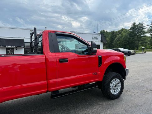 Used 2017 Ford F250 XL w/ STX Appearance Package AWD/4WD image 13