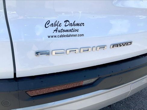 Used 2025 GMC Acadia Elevation AWD/4WD image 29