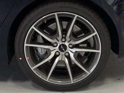 New 2026 Genesis G70 2.5T image 8