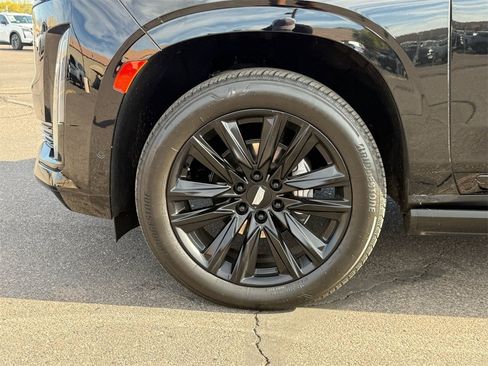 Used 2021 Cadillac Escalade Sport w/ Driver Assist Tech Package image 8