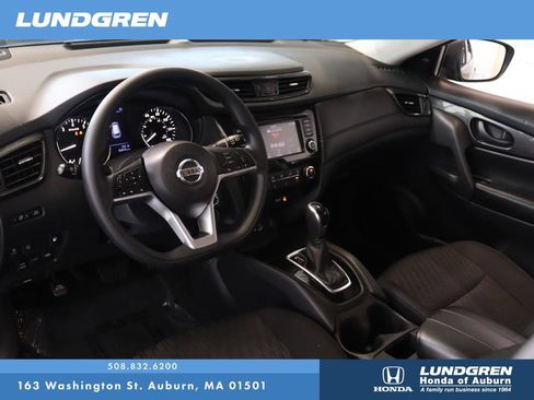 Used 2019 Nissan Rogue S AWD/4WD image 8