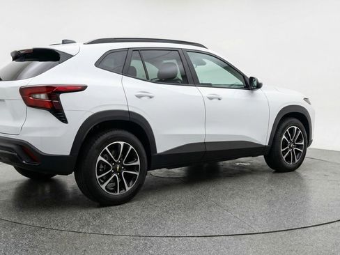 Used 2025 Chevrolet TrailBlazer LT image 9