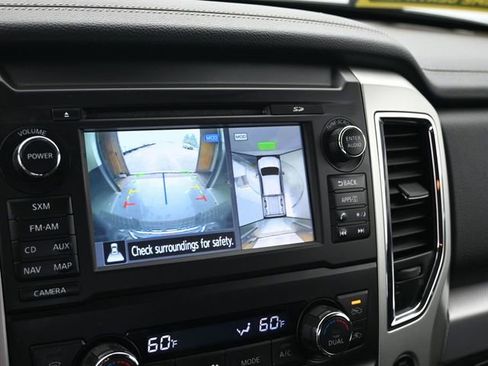 Used 2018 Nissan Titan PRO-4X w/ Pro-4x Convenience Package image 30