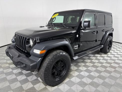 Used 2018 Jeep Wrangler Unlimited Sport S AWD/4WD image 9