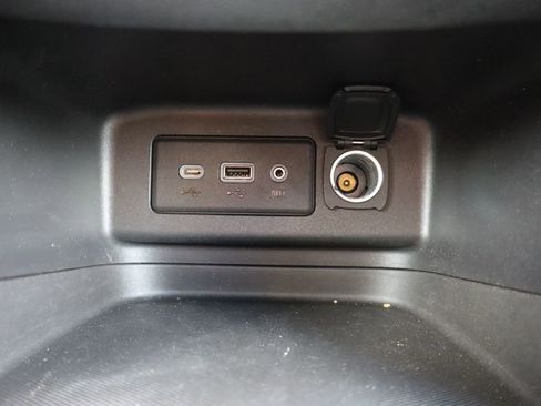 Used 2019 Chevrolet Equinox LT FWD image 12