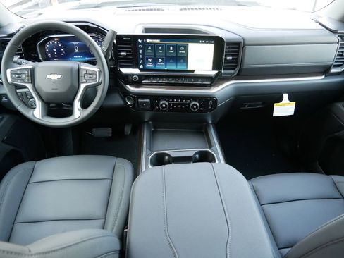 New 2026 Chevrolet Silverado 3500 LT w/ All Star Edition AWD/4WD image 16