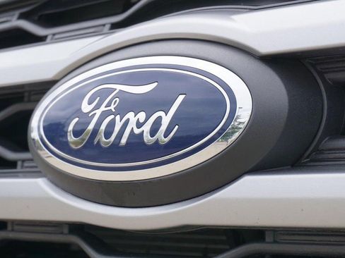 Used 2022 Ford Expedition XLT w/ Equipment Group 202A AWD/4WD image 11