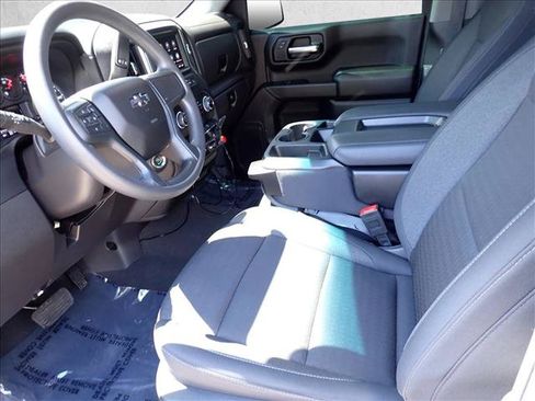 Used 2025 Chevrolet Silverado 1500 Custom Trail Boss AWD/4WD image 12
