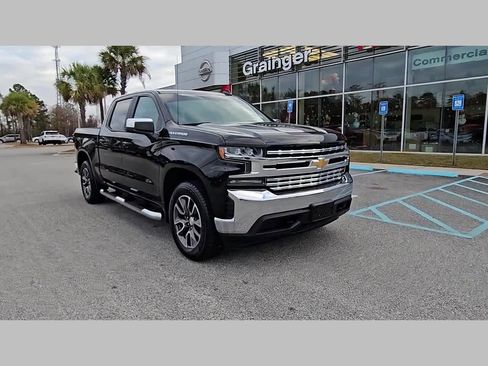 Used 2019 Chevrolet Silverado 1500 LT w/ All-Star Edition image 17