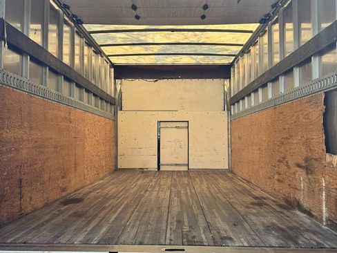 Used 2021 Ford E-350 and Econoline 350 Super Duty w/ Power Windows & Locks Group RWD image 20