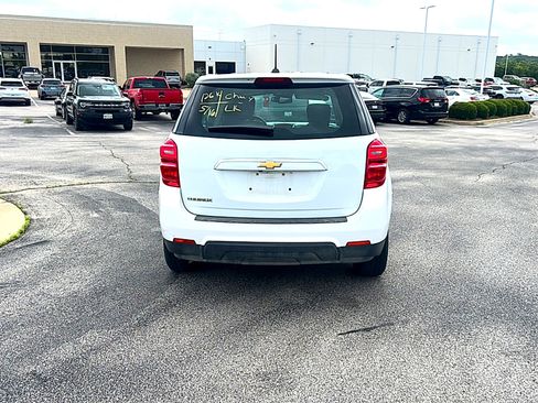 Used 2017 Chevrolet Equinox LS FWD image 6