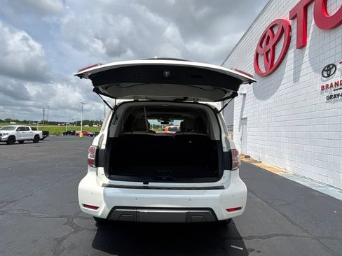 Used 2019 Nissan Armada Platinum w/ Captain's Chairs Package RWD image 35
