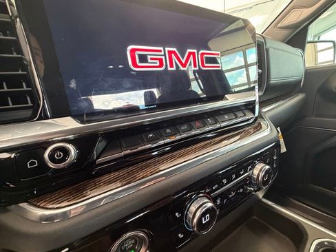 Used 2023 GMC Sierra 1500 Elevation RWD image 28