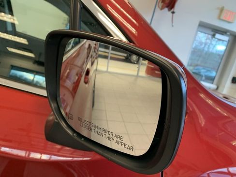 Certified 2022 Subaru Ascent Premium w/ Convenience Package image 27