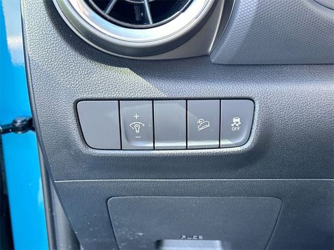 Certified 2022 Hyundai Kona SEL image 26