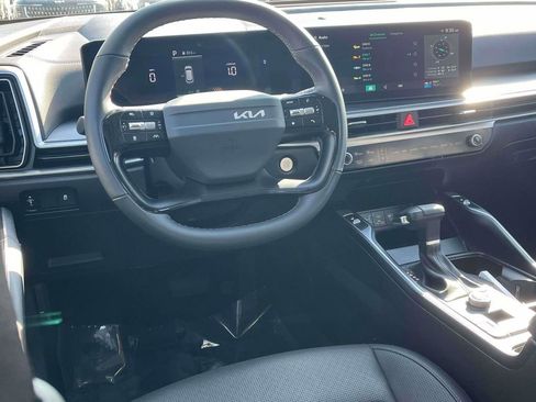 Used 2026 Kia Sorento S w/ S Panoramic Sunroof Package image 2