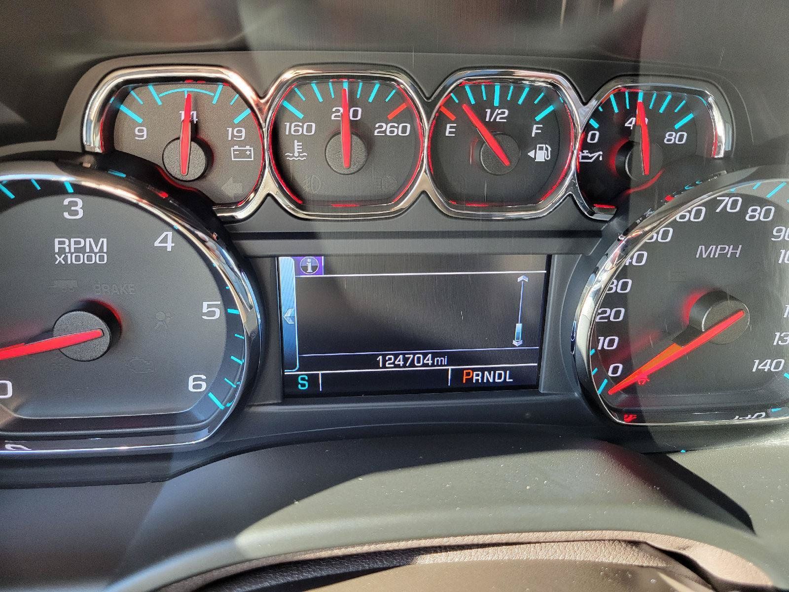 Used 2018 GMC Yukon SLT w/ Open Road Package AWD/4WD image 16