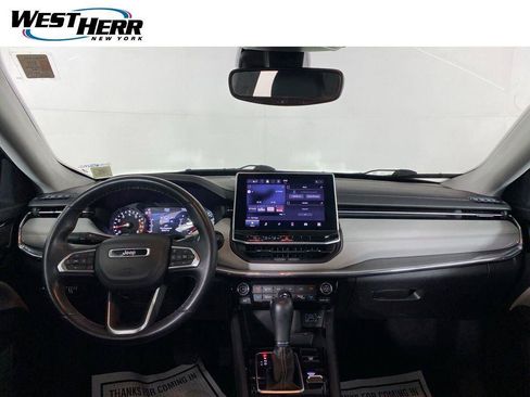 Used 2022 Jeep Compass Limited AWD/4WD image 18
