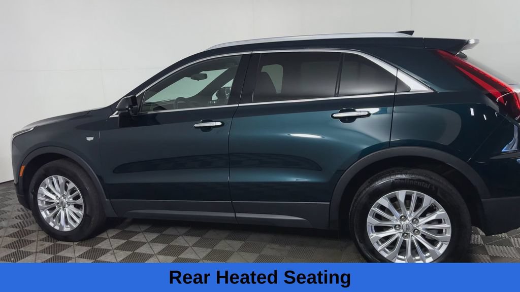 Used 2024 Cadillac XT4 Luxury w/ Cold Weather Package AWD/4WD image 9