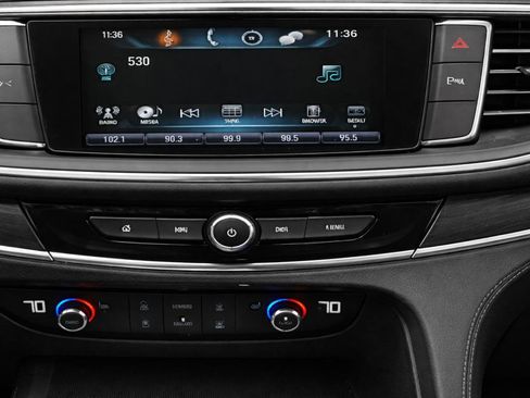 Used 2018 Buick Enclave Essence FWD image 19